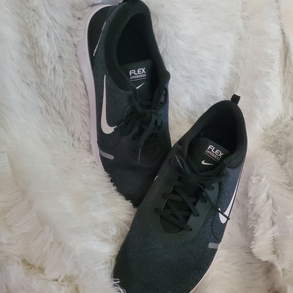 Nike Shoes only warn once